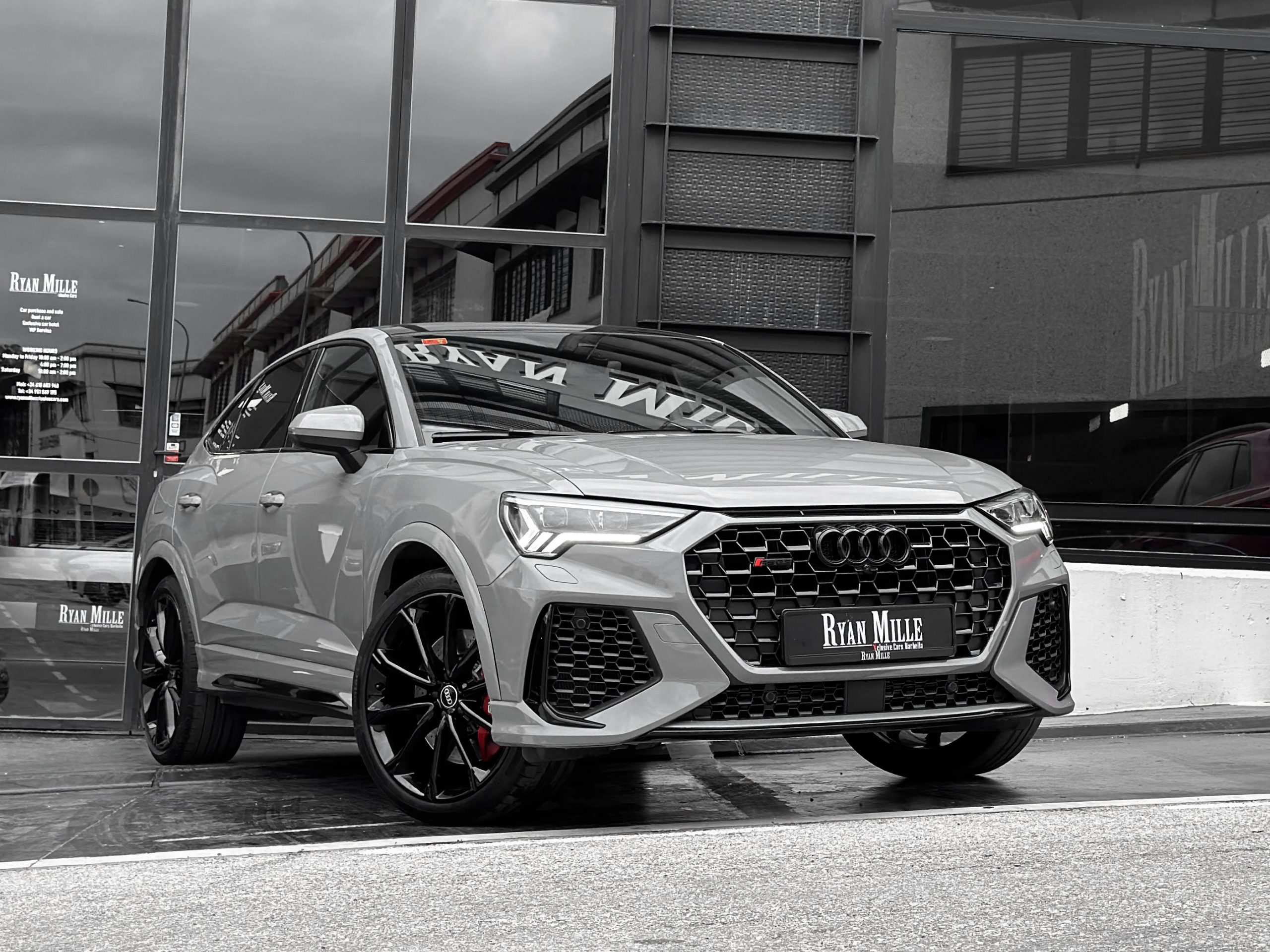 Véhicule premium ES SAFIR 5